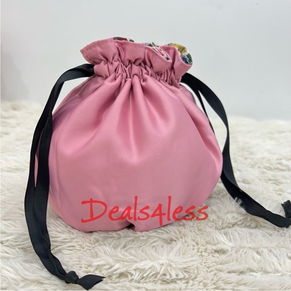 Gucci Pouch Drawstring Bag Cosmetic Pouch Travel Case Purse Lined Floral NEW - Picture 4 of 12